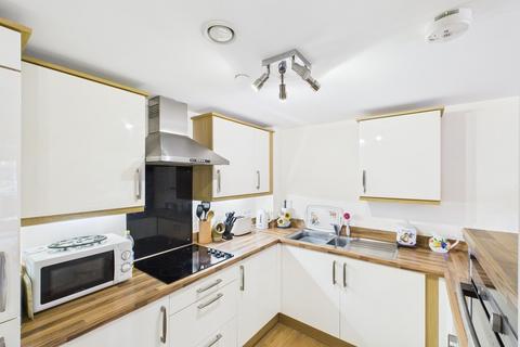 1 bedroom apartment for sale, 8 Queen Elizabeth Court , Tram Lane, Kirkby Lonsdale, LA6 2FF