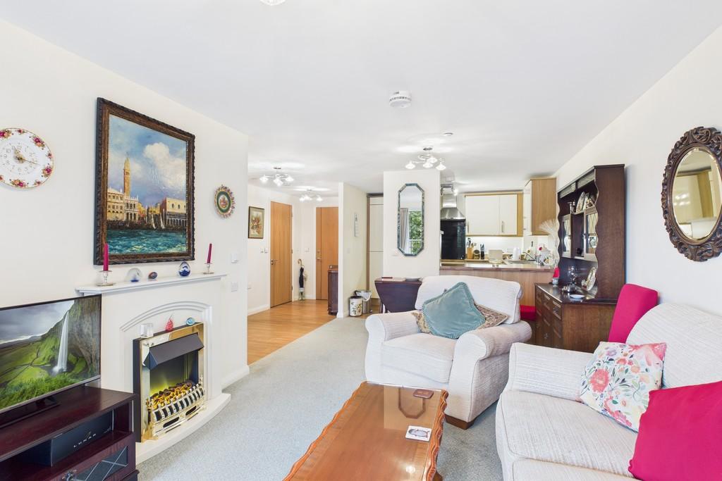 Open Plan Living/Dining Room