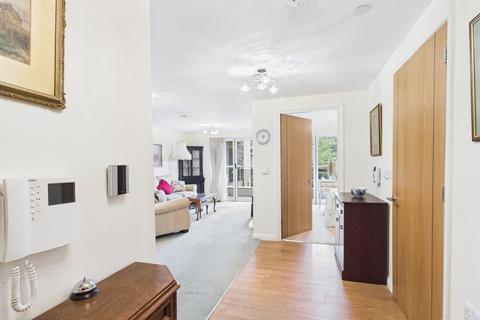 1 bedroom apartment for sale, 8 Queen Elizabeth Court , Tram Lane, Kirkby Lonsdale, LA6 2FF