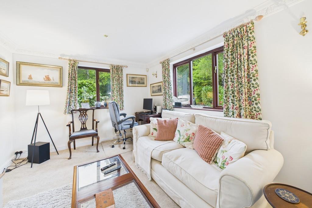 Sitting Room/Snug