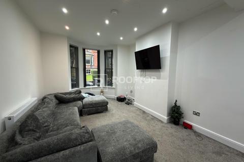 9 bedroom house to rent, Regent Park Terrace, Leeds LS6