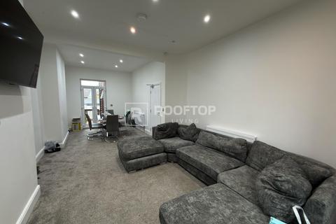 9 bedroom house to rent, Regent Park Terrace, Leeds LS6