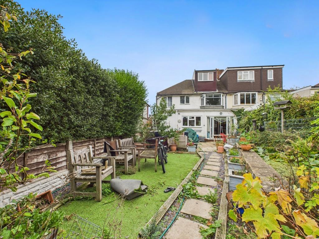 Cam03830 g0 pr0227 still022