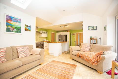 4 bedroom detached house for sale, The Willows, Atherstone