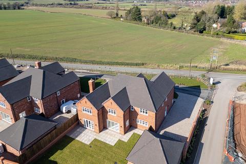 undefined, Claypit Lane, Lichfield