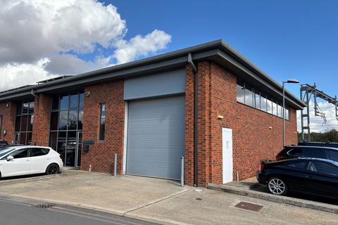 Warehouse to rent, Station Rd Sharnbrook MK44 1PU