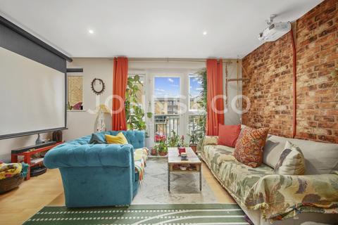 2 bedroom flat to rent, Morton Close, Wapping, London, E1