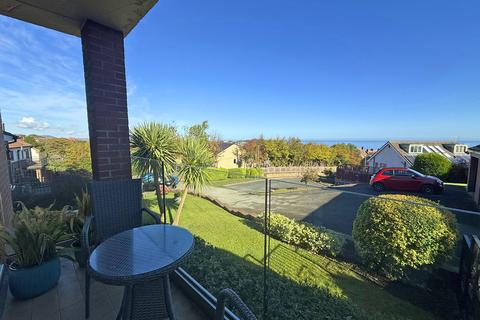 2 bedroom apartment for sale, Abrams View, Scarborough YO11
