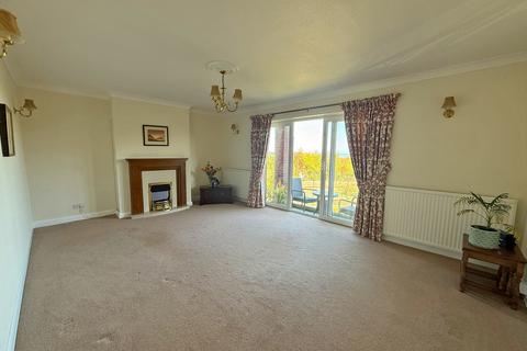 2 bedroom apartment for sale, Abrams View, Scarborough YO11