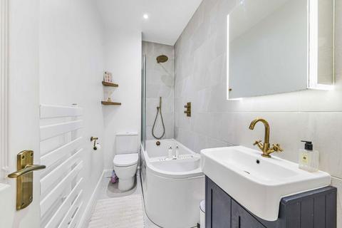 undefined, Charlmont Road, London SW17