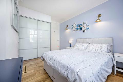 2 bedroom flat for sale, Sidmouth Parade, London NW2
