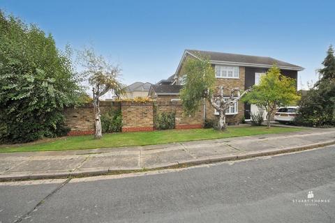 4 bedroom detached house for sale, Conifers, Hadleigh