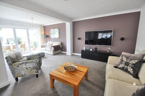 4 bedroom detached house for sale, Conifers, Hadleigh
