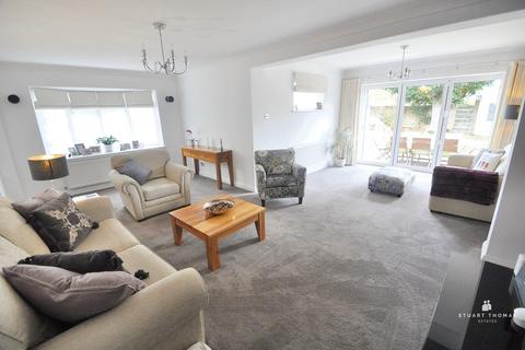 4 bedroom detached house for sale, Conifers, Hadleigh