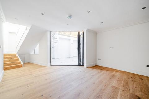 undefined, Angles Road, Streatham, London, SW16
