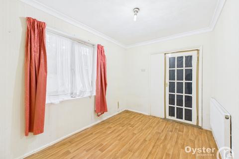 3 bedroom semi-detached house for sale, Laburnum Grove, London, NW9
