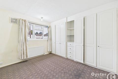 3 bedroom semi-detached house for sale, Laburnum Grove, London, NW9
