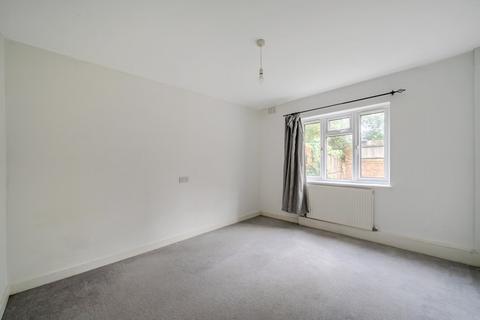 2 bedroom flat for sale, Morena Street, London, SE6