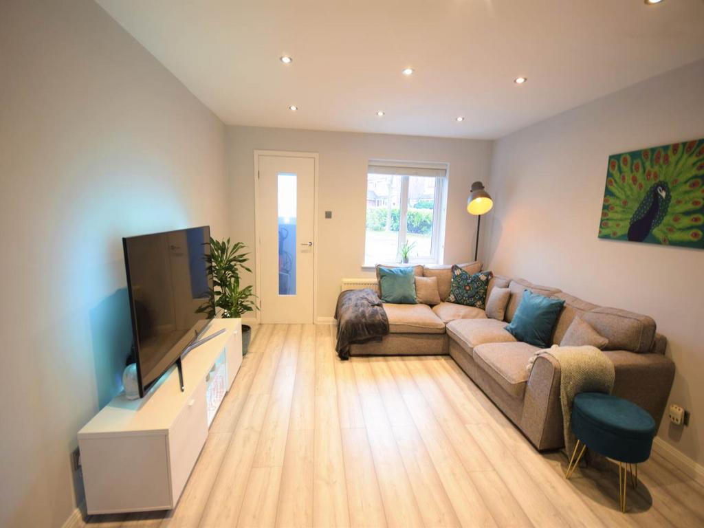 Living room 1
