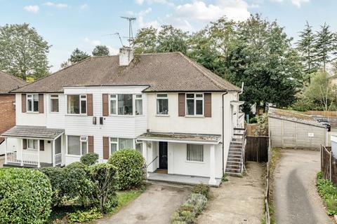Oatlands Drive, Weybridge, KT13