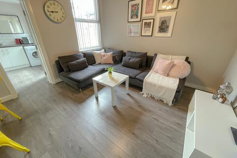undefined, Empress Road, L7 8SF,