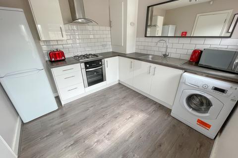 undefined, Empress Road, L7 8SF,