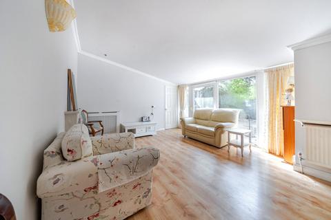 3 bedroom bungalow to rent, Waynflete Road, Oxford OX3
