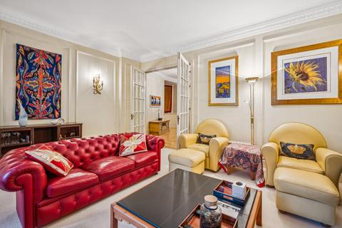 3 bedroom flat for sale, Parkside, Knightsbridge