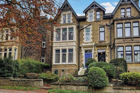 5 bedroom semi-detached house to rent, Kings Road, Harrogate