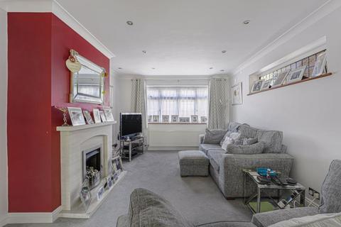 3 bedroom detached house for sale, Briar Road, Bexley