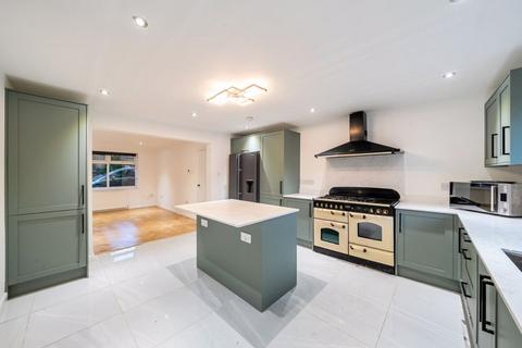 undefined, Russell Hill, West Purley