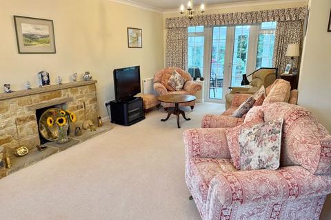 undefined, Mytten Close, Cuckfield