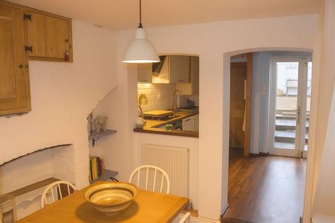 undefined, Cross Street, Canterbury