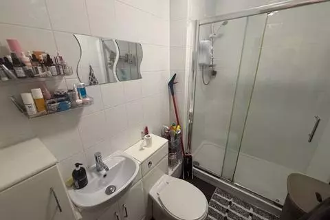 1 bedroom flat to rent - View 5