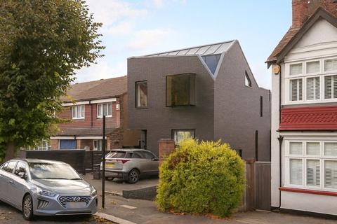 undefined, Heathhurst Road, South Croydon