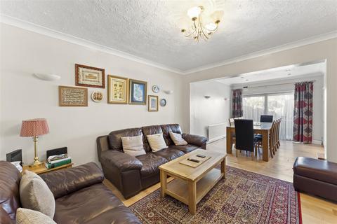 6 bedroom semi-detached house for sale, Great West Road, Hounslow TW5