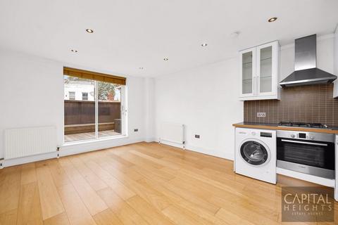 1 bedroom apartment to rent, Holloway Road, London