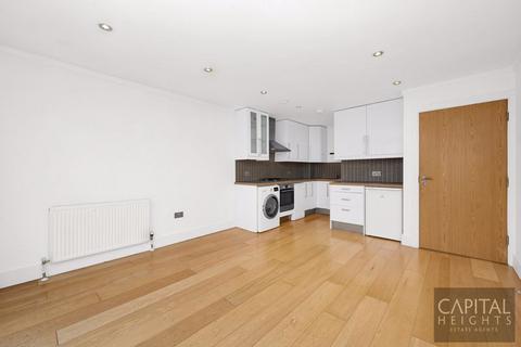 1 bedroom apartment to rent, Holloway Road, London