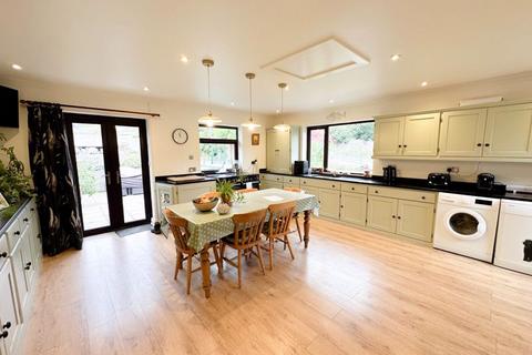 4 bedroom detached house for sale, Oakhill, Radstock