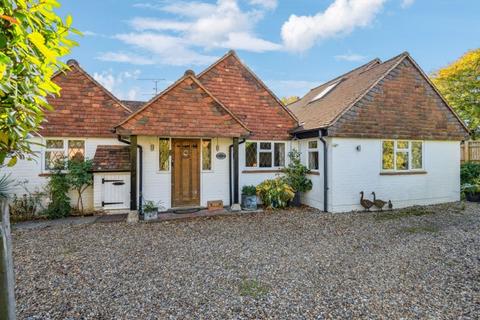3 bedroom detached bungalow for sale, Studridge Lane, Speen HP27