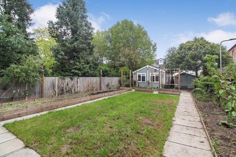 undefined, Rothsay Place, Bedford MK40