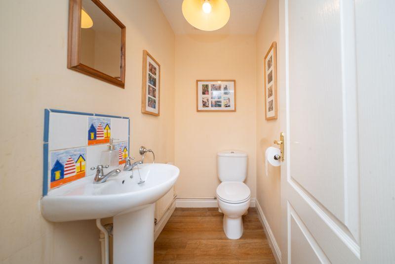 Bedroom 2 en suite