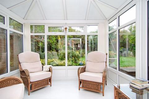 4 bedroom detached house for sale, Hartlebury Close, Cannock WS11