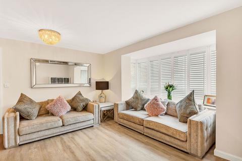 5 bedroom detached house for sale, Duncombe Drive, Bedford MK43
