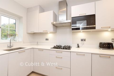 undefined, Broadleaf Place, Caterham, Surrey