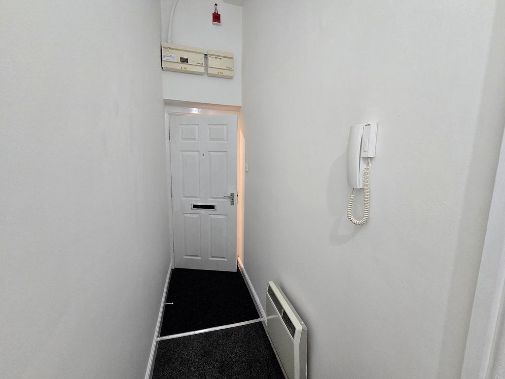 Photograph 4