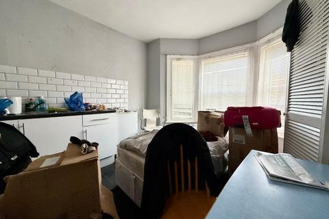 undefined, High Town Road, High Town, Luton, Bedfordshire, LU2 0DN