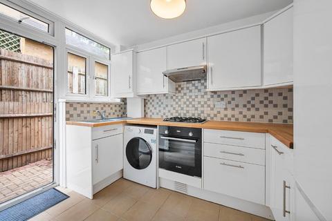 2 bedroom maisonette for sale, Rothesay Avenue, Wimbledon Chase, London, SW20 8JU