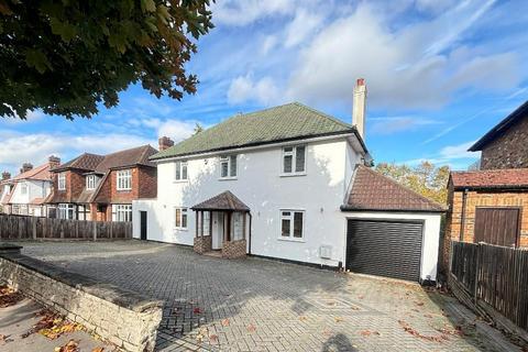 undefined, Manor Way, South Croydon, CR2 7BT