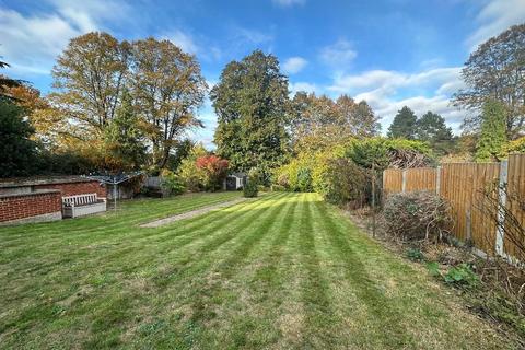 undefined, Manor Way, South Croydon, CR2 7BT